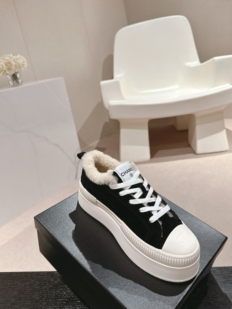 Ch**el sport shoes